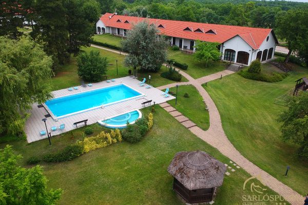 fotok-sarahotel-0413C7A290-6E2D-7719-17DB-08016F8239D5.jpg
